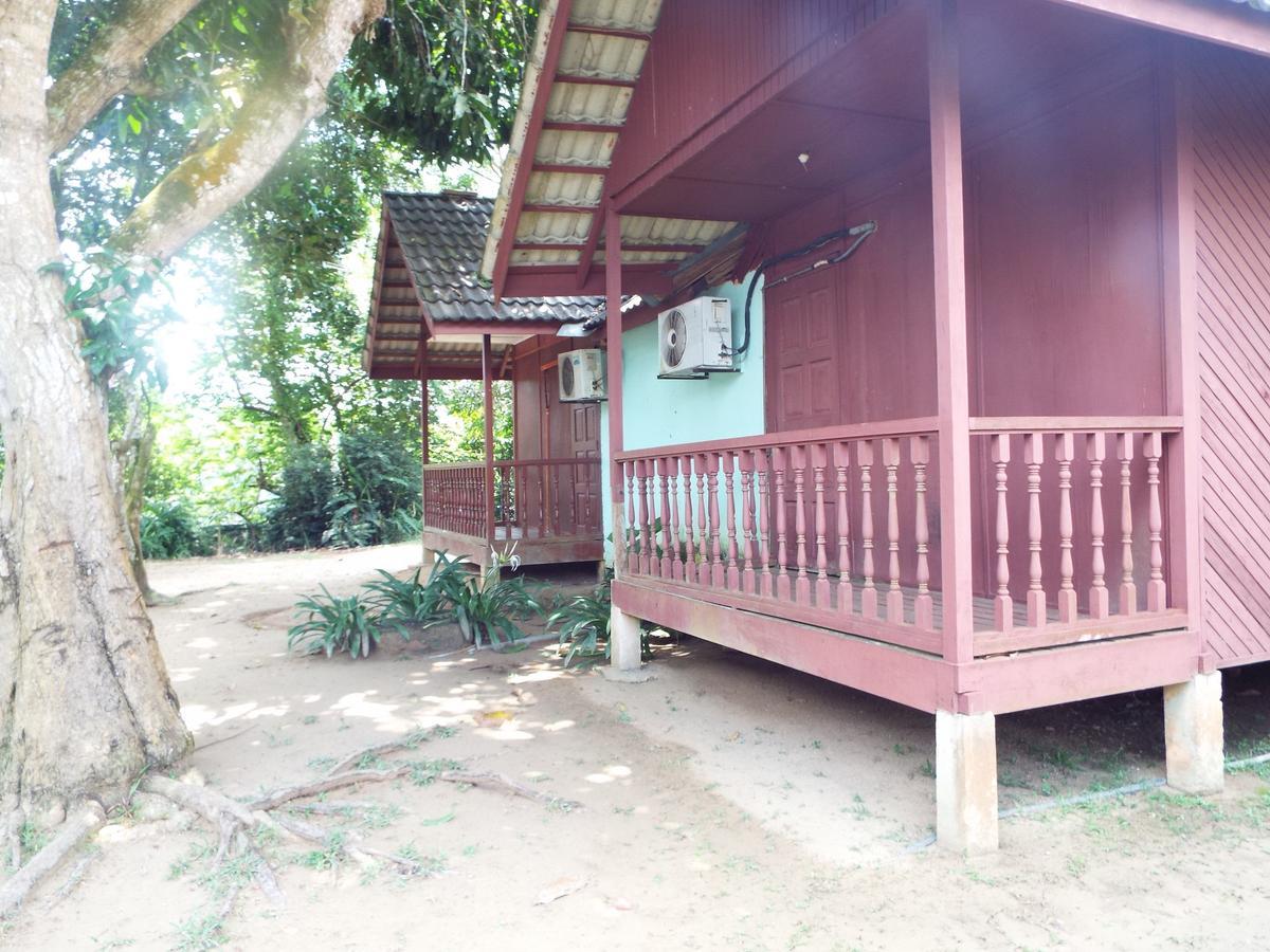 Mahseer Chalet Villa Kuala Tahan Exterior photo